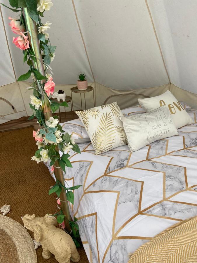 Country Bumpkins Luxury Glamping Hotel Wellingore Eksteriør billede